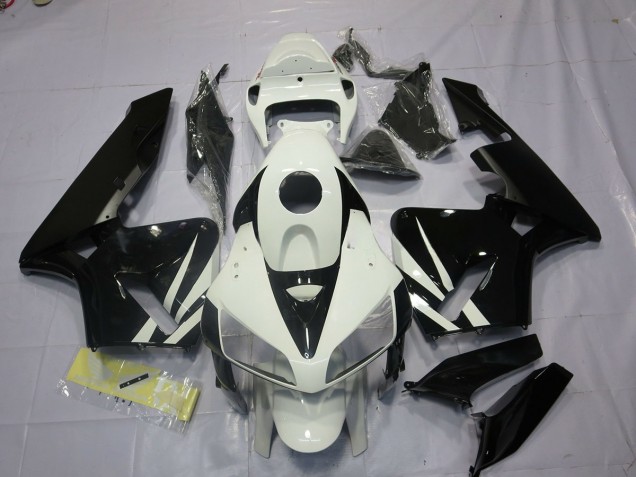 2005-2006 Black and White Honda CBR600RR Motorcycle Fairings