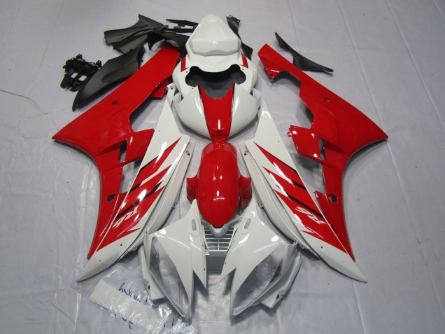 2006-2007 Red and White Style Yamaha R6 Motorcycle Fairings