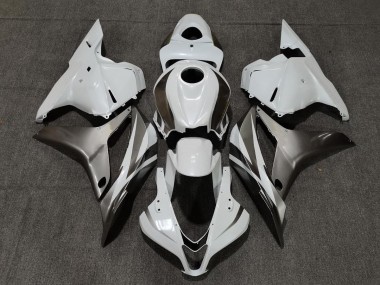 2009-2012 Gloss White and Silver Honda CBR600RR Motorcycle Fairings